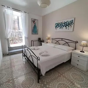 Barnaba , Syracuse Italia